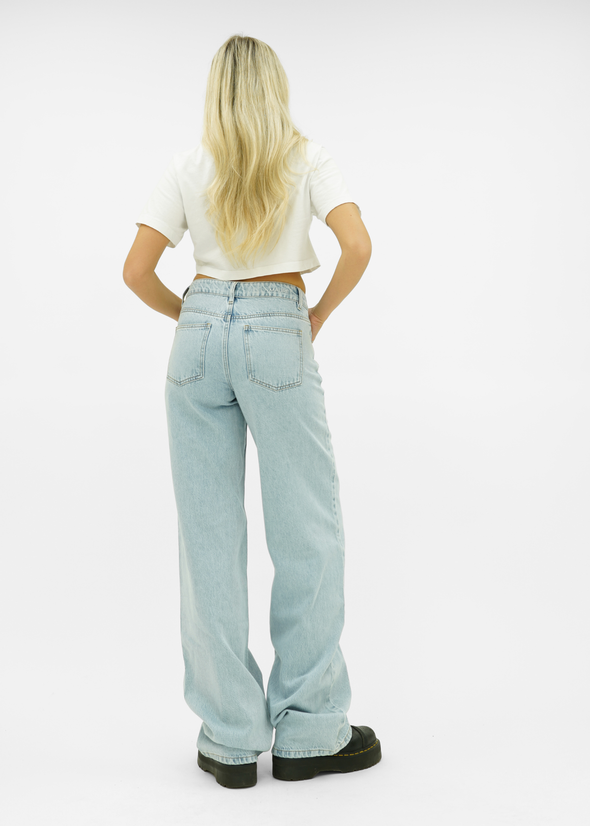 Mid waist super wide leg jeans light blue (tall)